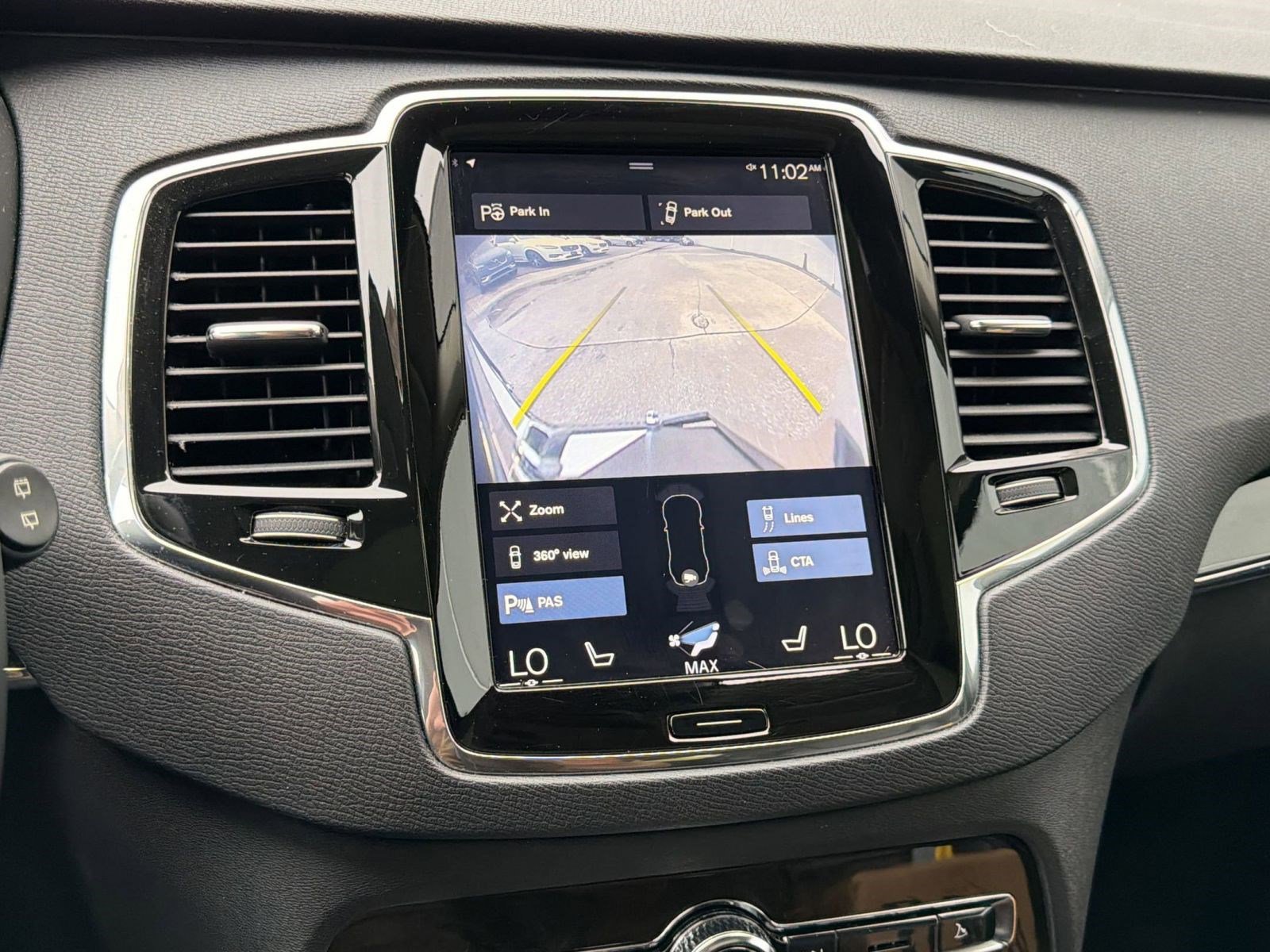 Used 2018 Volvo XC90 T8 Momentum w/ Convenience Package image 22