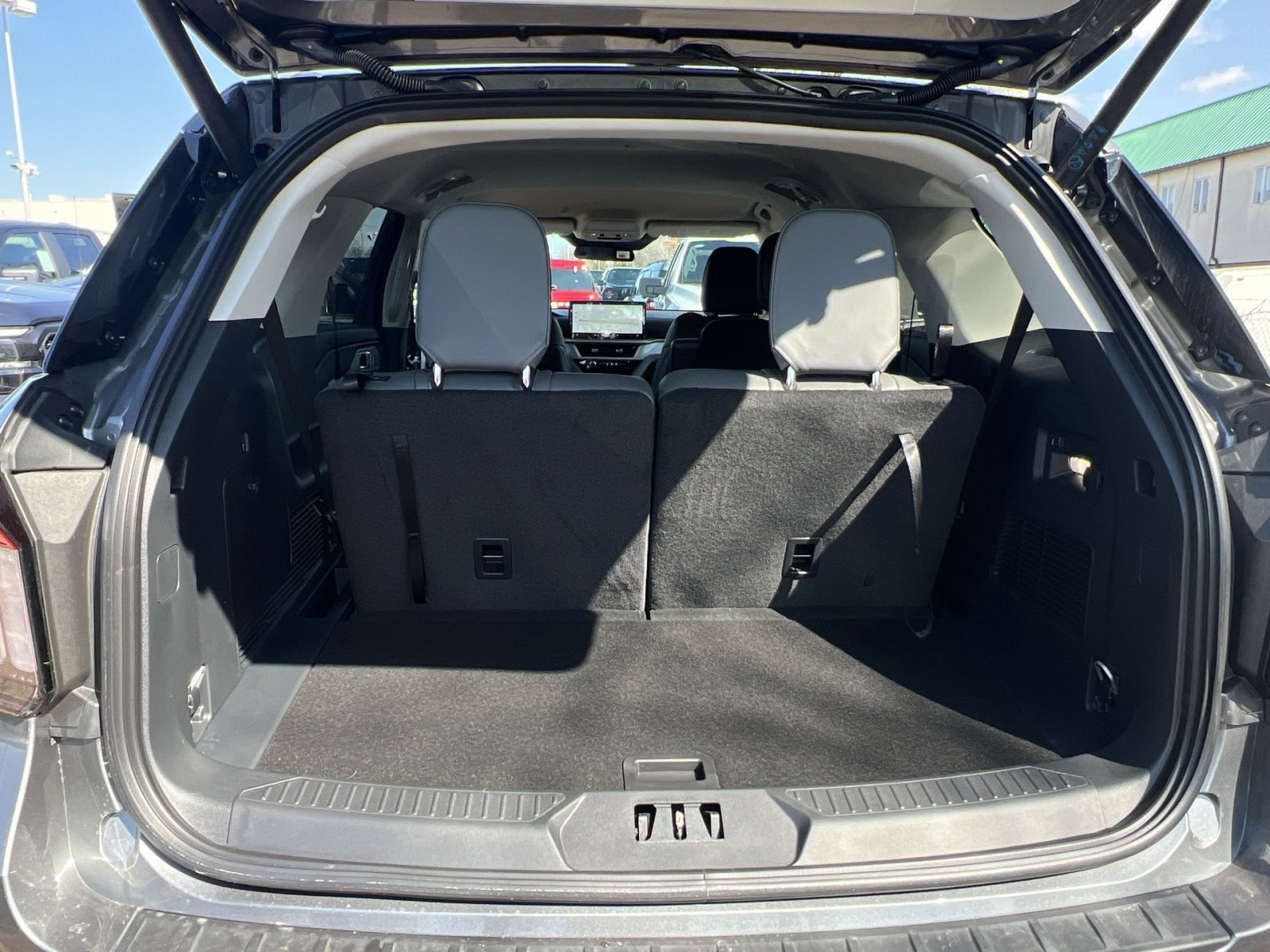 New 2026 Ford Explorer Active w/ Active Comfort Package image 26