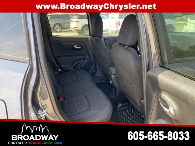 Used 2022 Jeep Renegade Latitude image 8
