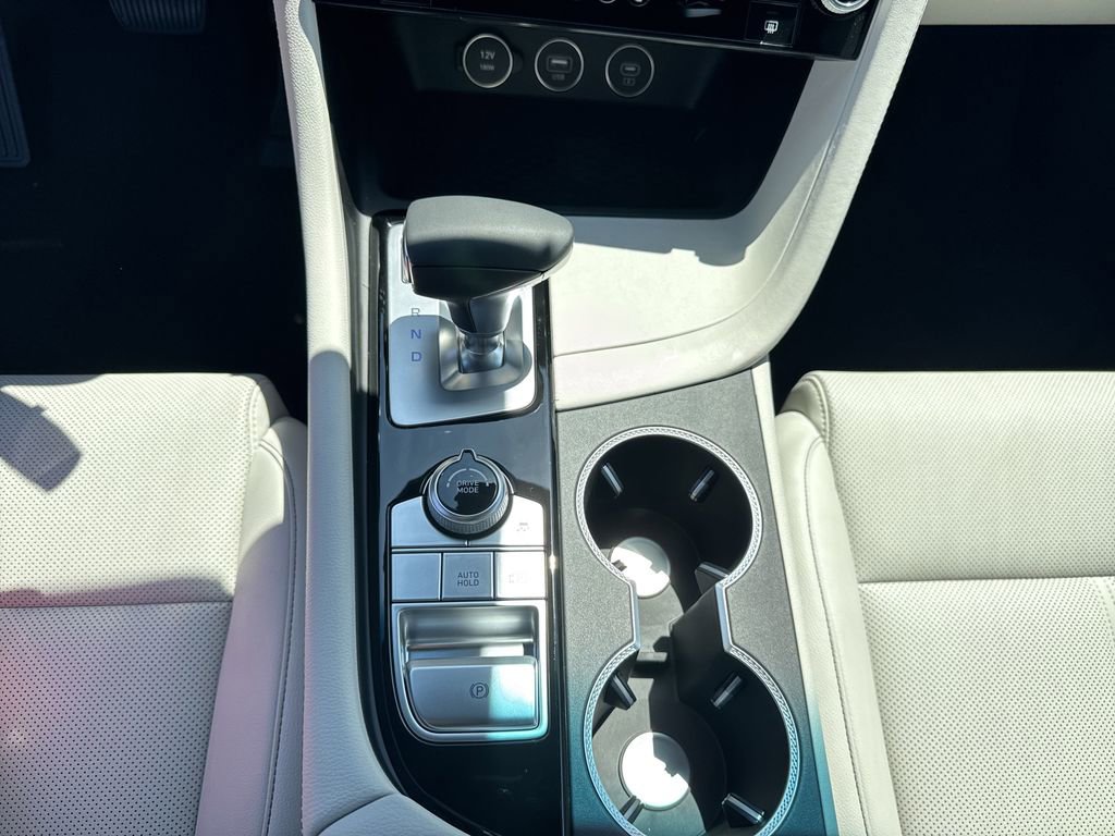 New 2025 Genesis G70 2.5T image 30