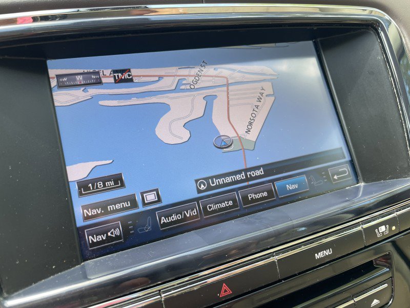 Used 2012 Jaguar XJ image 20