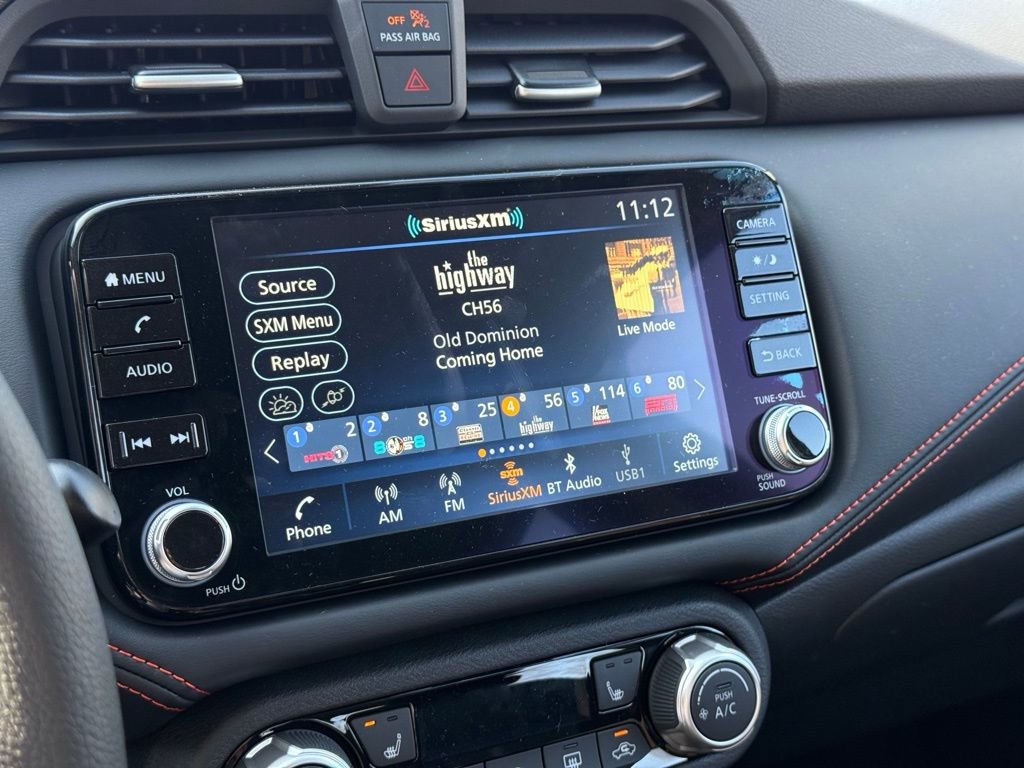 New 2025 Nissan Versa SR w/ Trunk Package FWD image 9