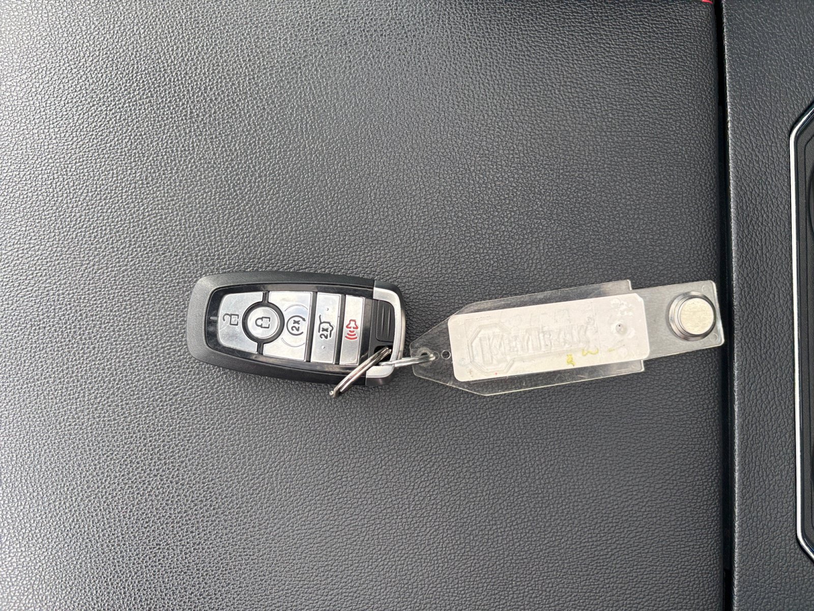 Used 2023 Ford Expedition Limited RWD image 30