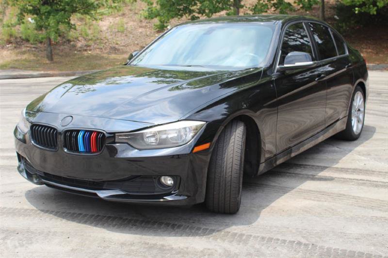Used 2014 BMW 320i Sedan RWD image 5