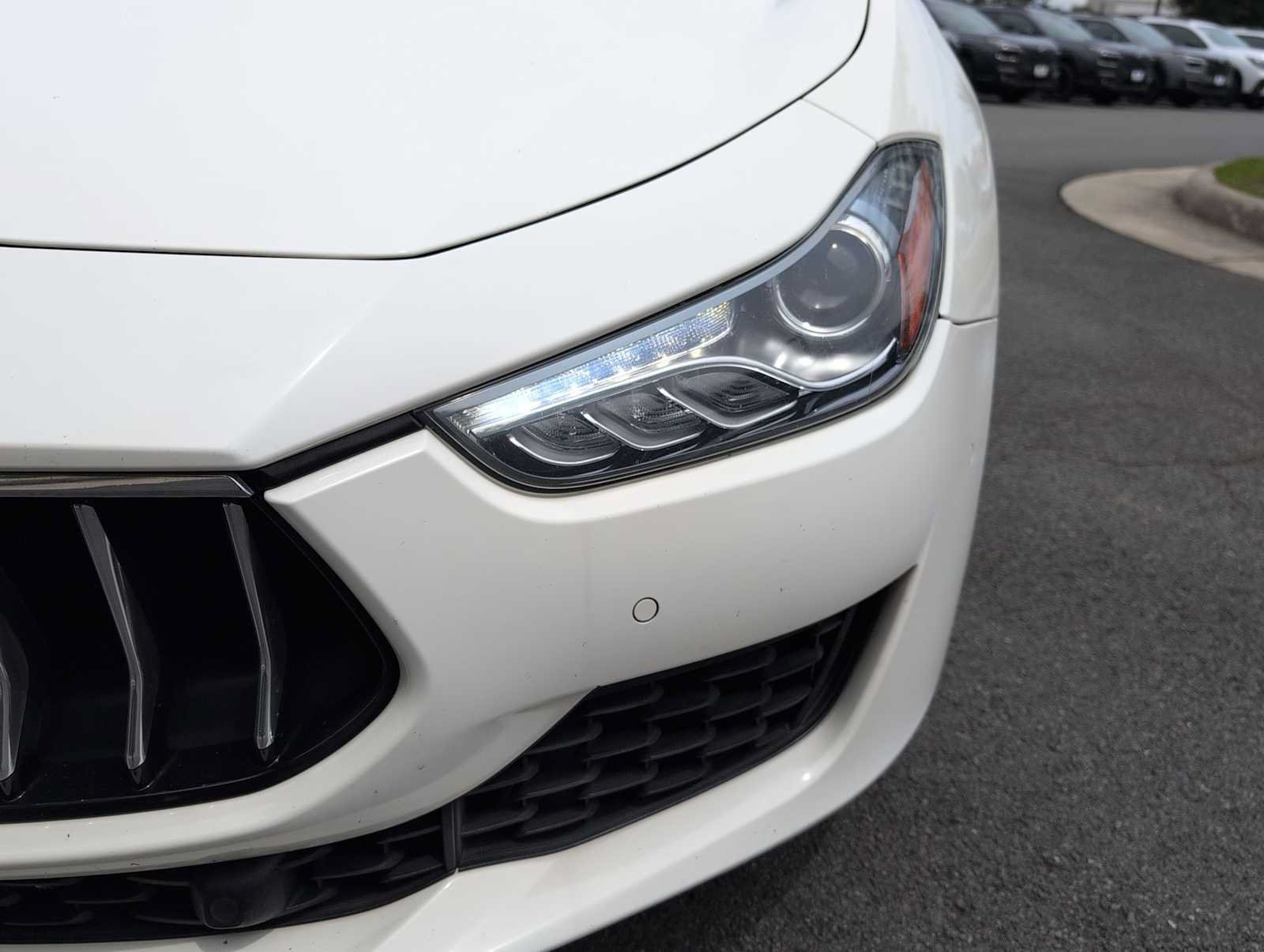 Used 2019 Maserati Ghibli S Q4 AWD/4WD image 11