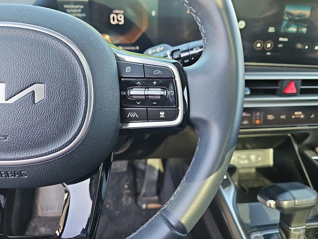 Used 2024 Kia Sorento S w/ Panoramic Sunroof Package image 16