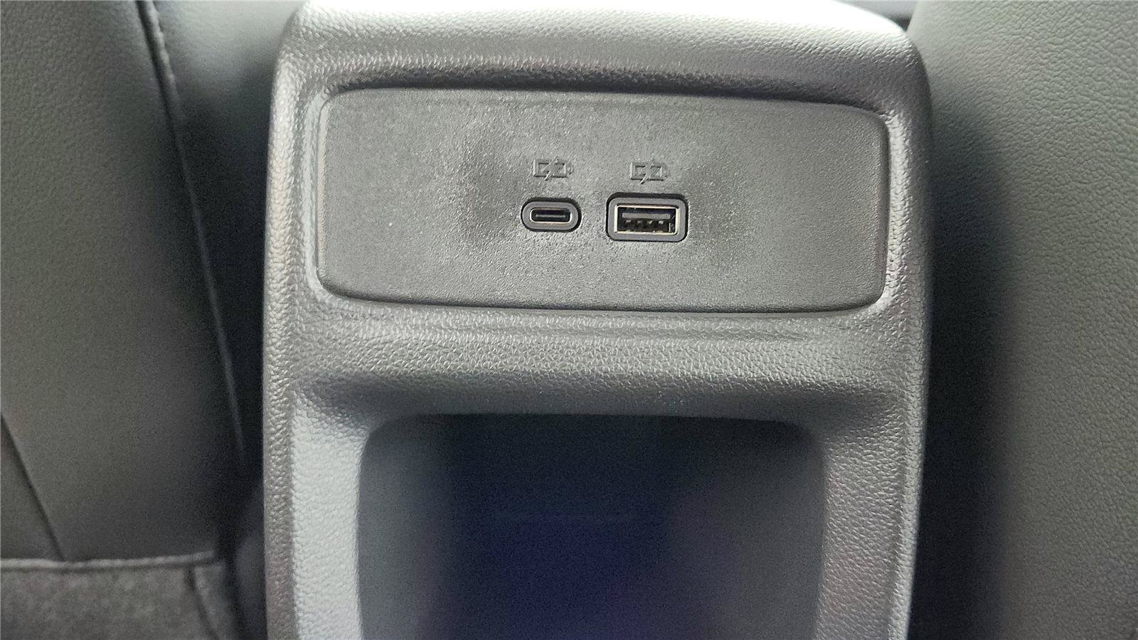 Used 2026 Chevrolet Trax LT w/ LT Convenience Package FWD image 16