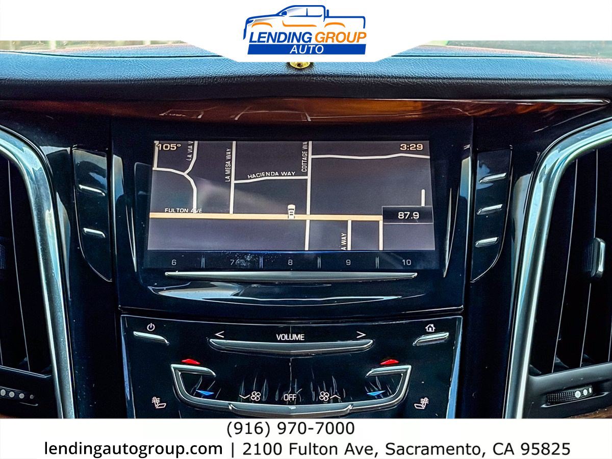 Used 2015 Cadillac Escalade Luxury AWD/4WD image 13