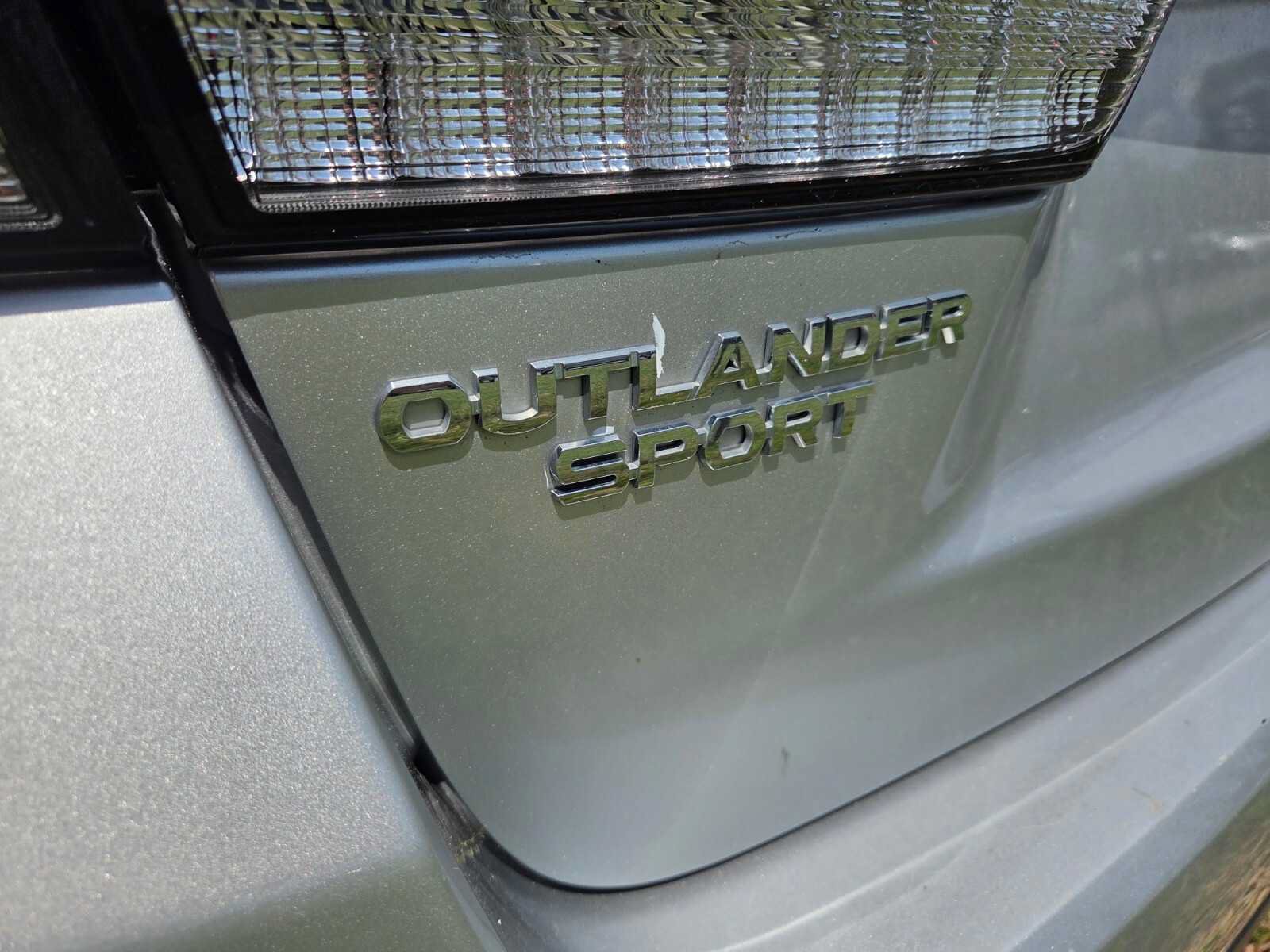Used 2024 Mitsubishi Outlander Sport SE AWD/4WD image 4