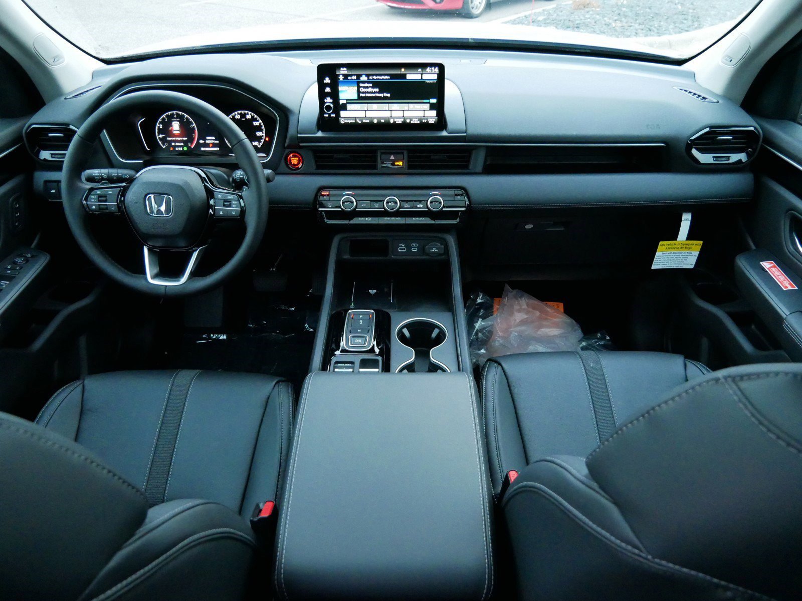 New 2025 Honda Pilot Touring image 11