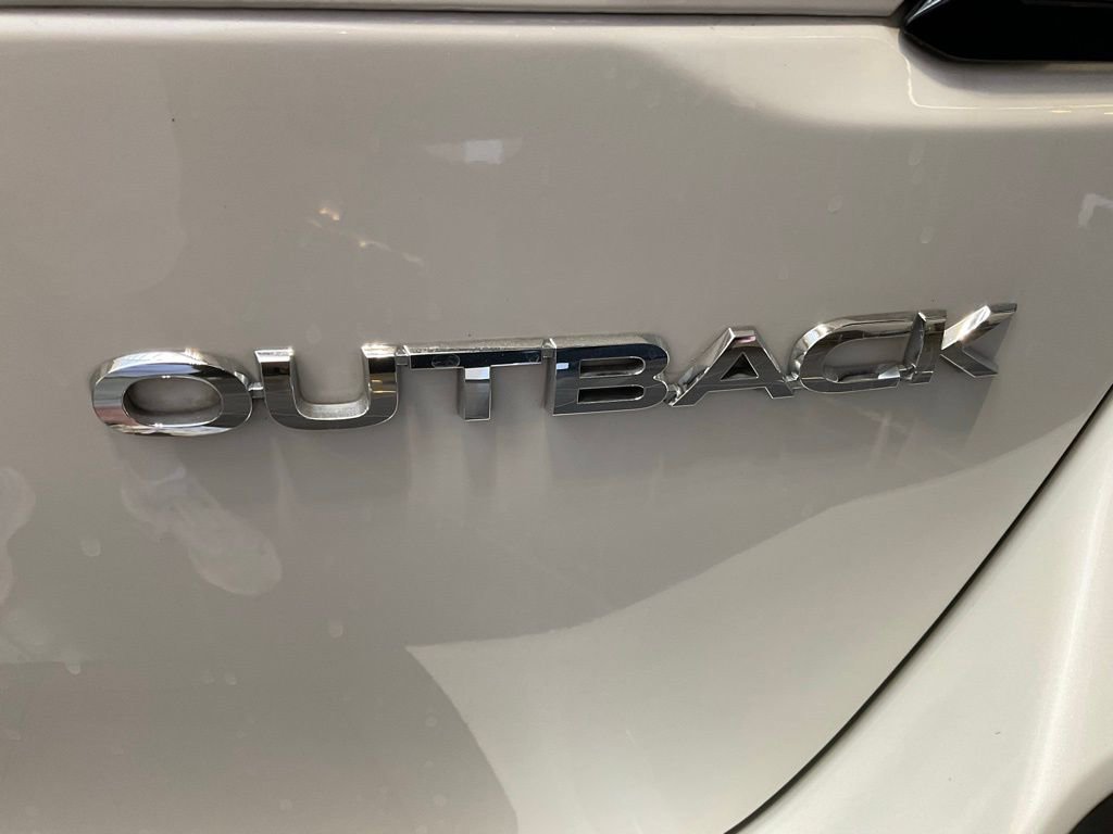 Used 2020 Subaru Outback Premium image 24