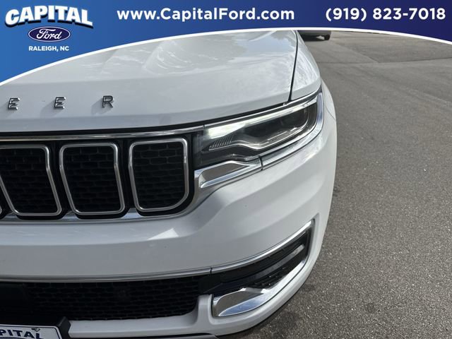 Used 2024 Jeep Wagoneer L Series II w/ Flexible Seating Group image 11