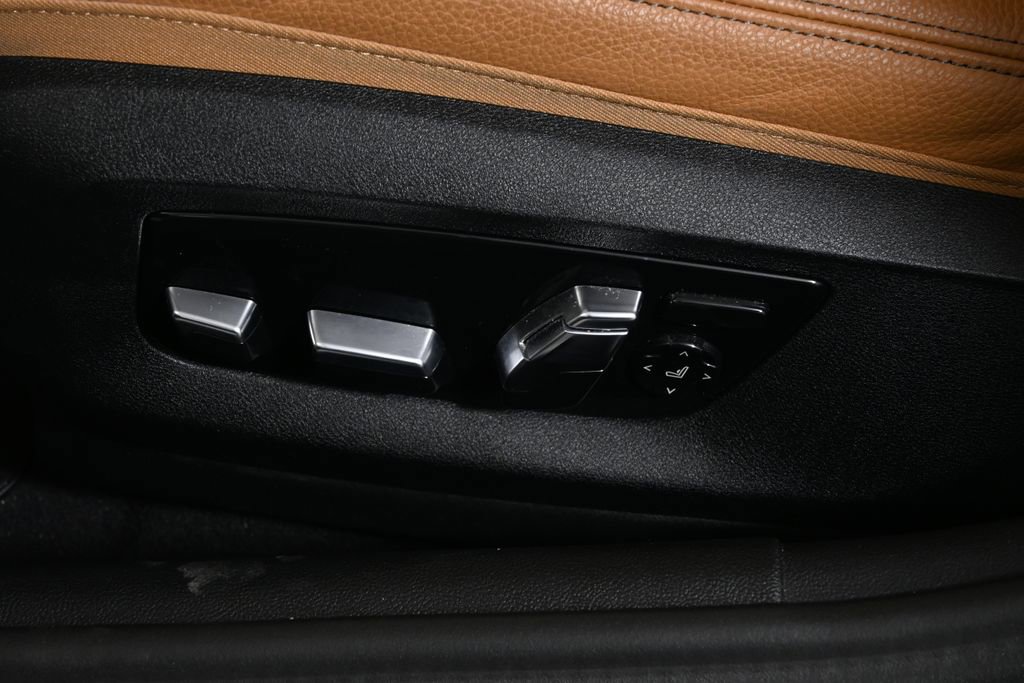 Certified 2023 BMW M550i xDrive M550i xDrive w/ Executive Package image 28