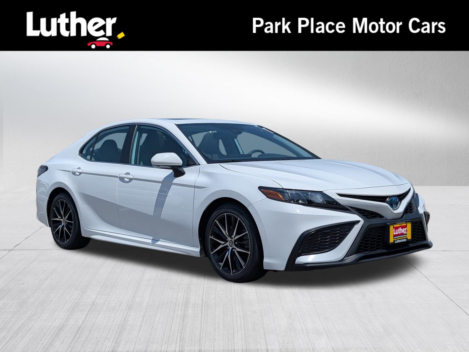 Used 2022 Toyota Camry SE w/ Audio Upgrade Package FWD video 1