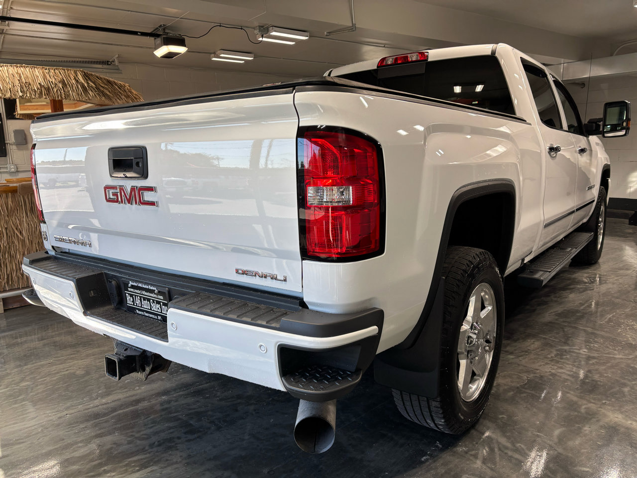 Used 2015 GMC Sierra 3500 Denali w/ Duramax Plus Package image 13