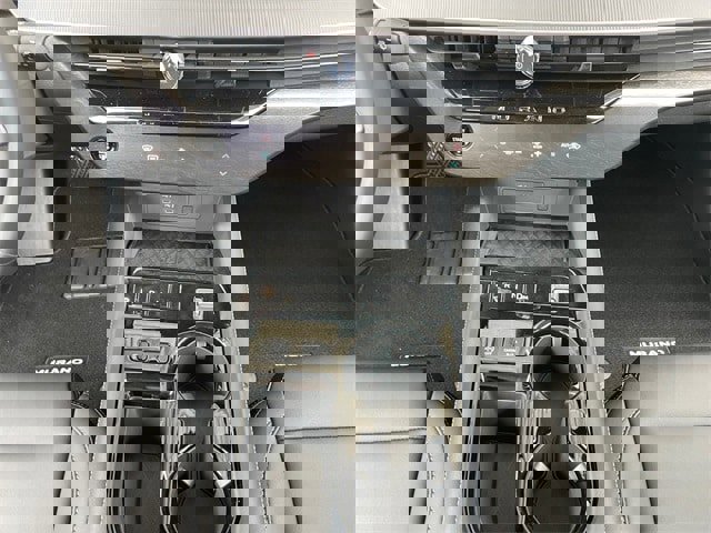 New 2025 Nissan Murano SV image 11