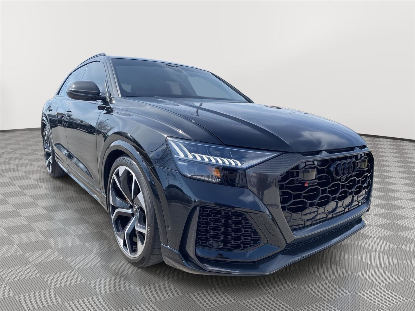 Used 2022 Audi RS Q8 w/ Carbon Optic Package image 7
