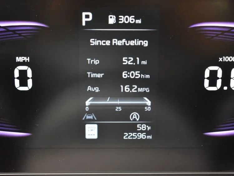 Used 2025 Kia Sportage LX image 28