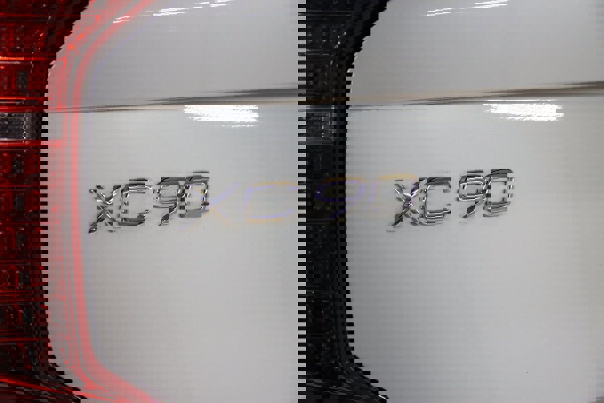 Used 2018 Volvo XC90 T6 Inscription w/ Convenience Package image 12