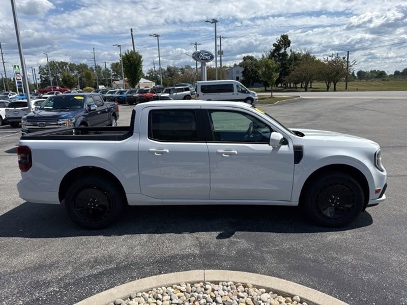 New 2025 Ford Maverick Lobo image 5