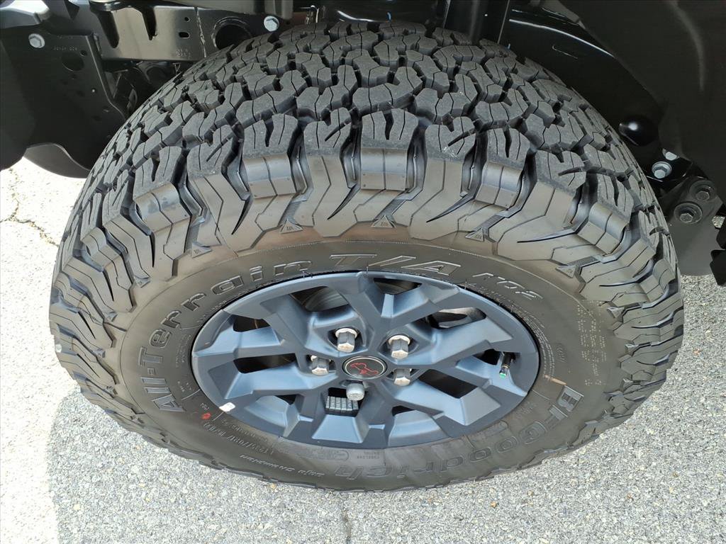 New 2026 Jeep Wrangler Unlimited Sport w/ Dual Top Group AWD/4WD image 10