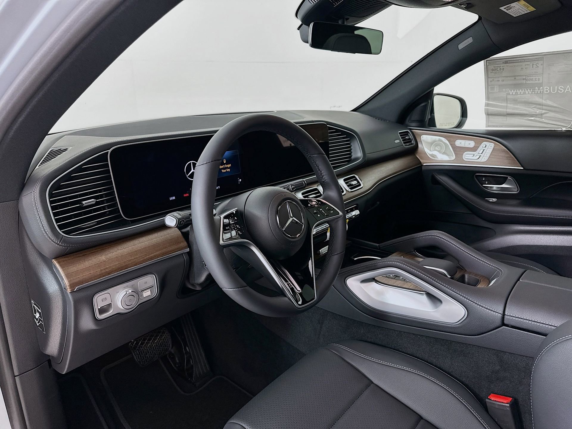 New 2026 Mercedes-Benz GLE 450 4MATIC Coupe image 10