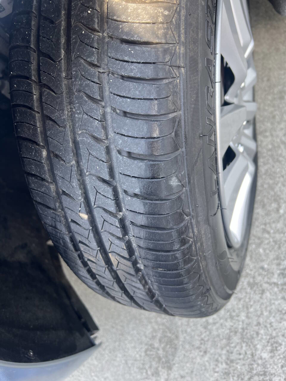 Used 2018 Chevrolet Cruze LS image 25