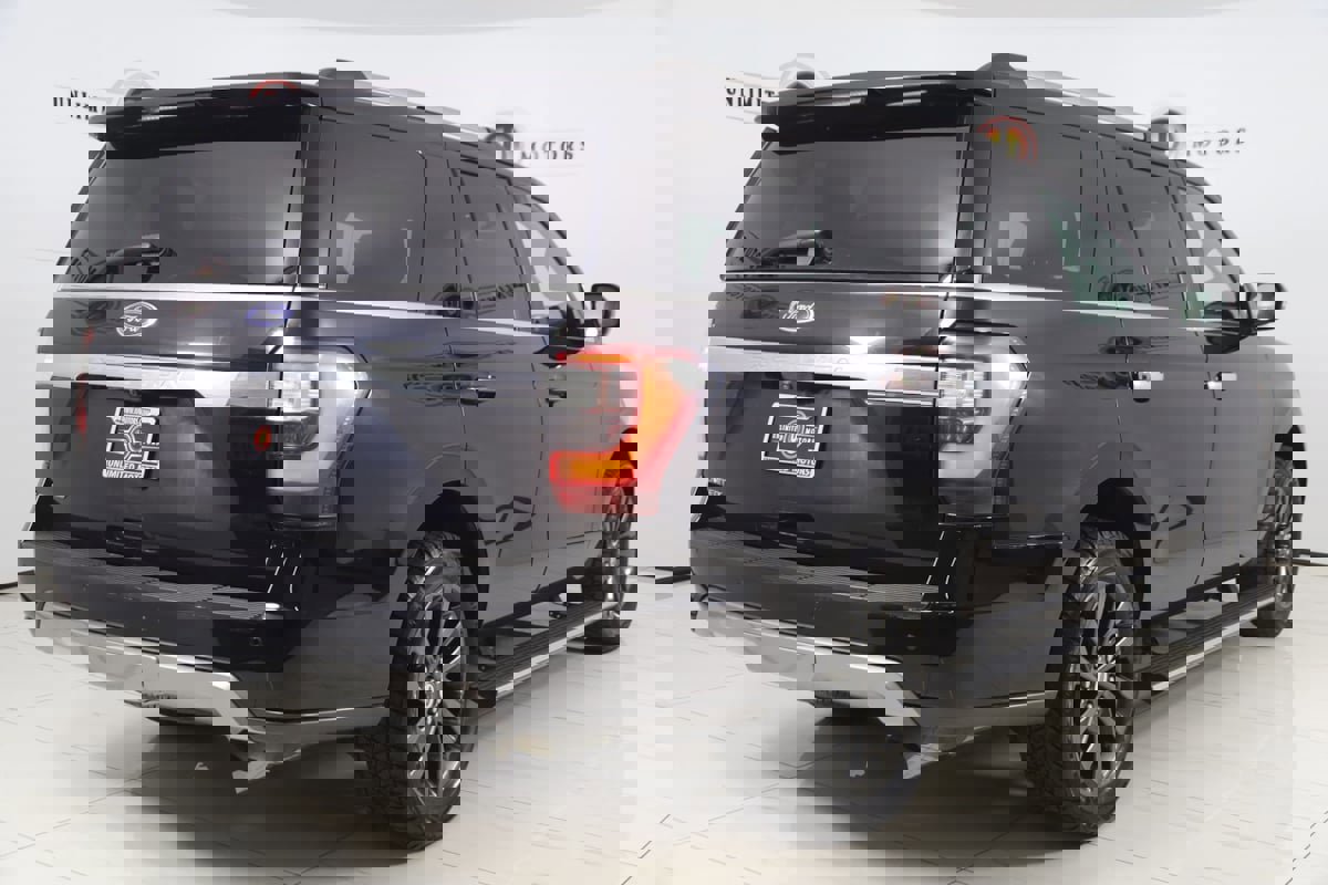 Used 2019 Ford Expedition Limited image 3