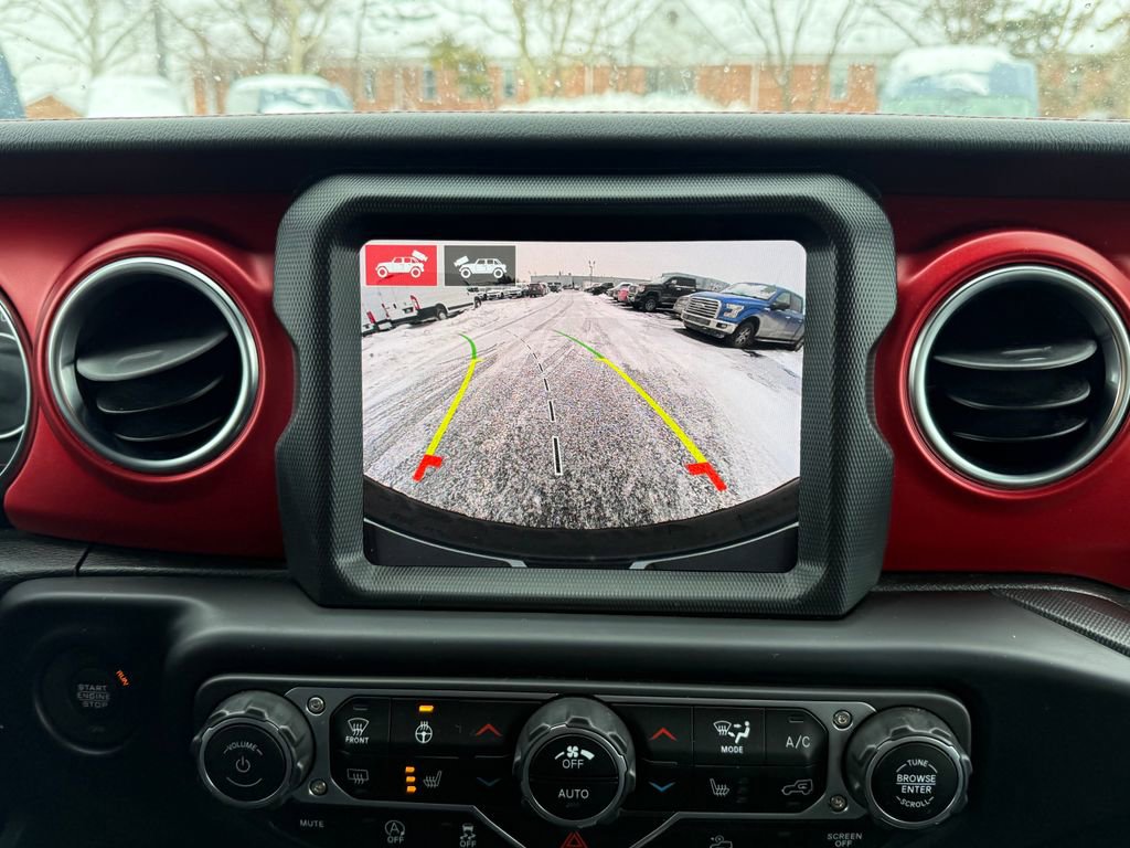 Used 2023 Jeep Wrangler Unlimited Rubicon w/ LED Lighting Group image 21