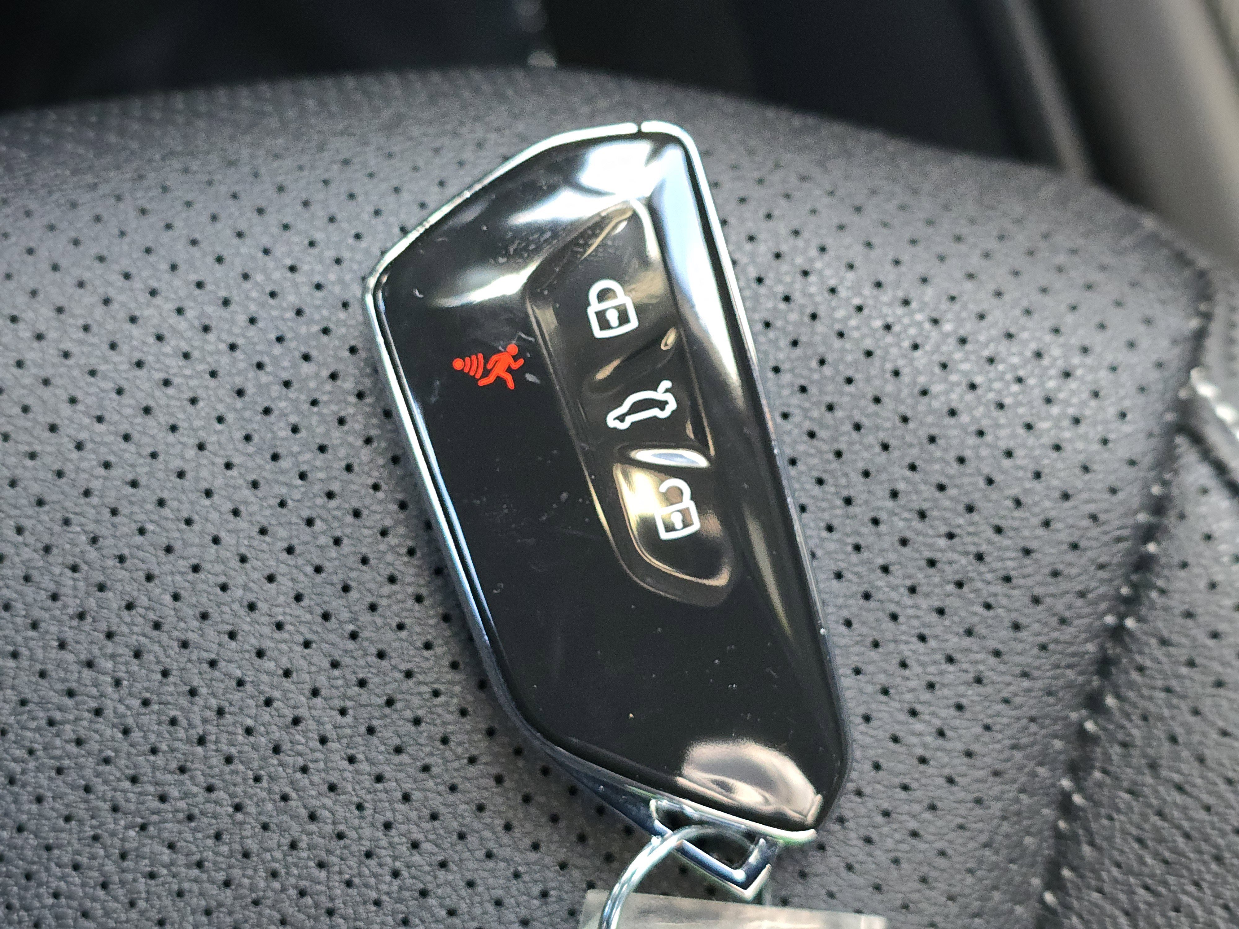 New 2026 Volkswagen Atlas Cross Sport SE image 27