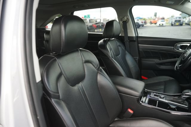 Used 2023 Kia Sorento SX FWD image 22