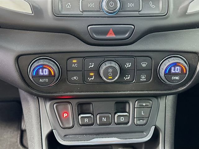 Used 2018 GMC Terrain SLE w/ Driver Convenience Package image 15