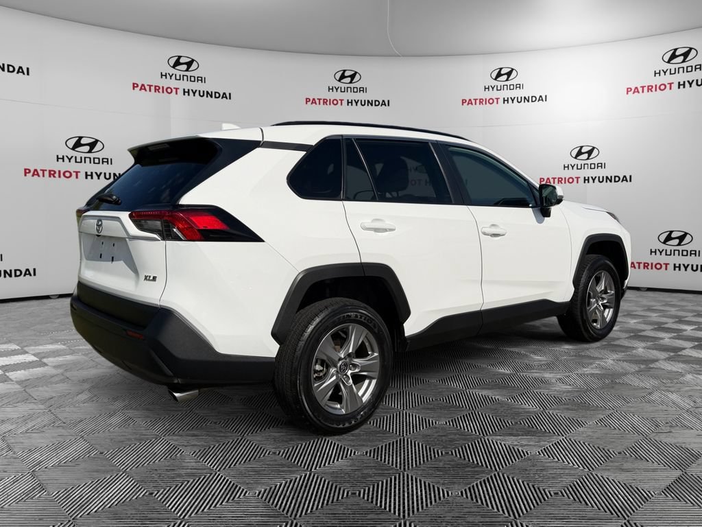 Used 2024 Toyota RAV4 XLE FWD image 3