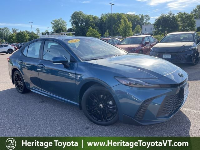 Certified 2025 Toyota Camry SE AWD/4WD image 1