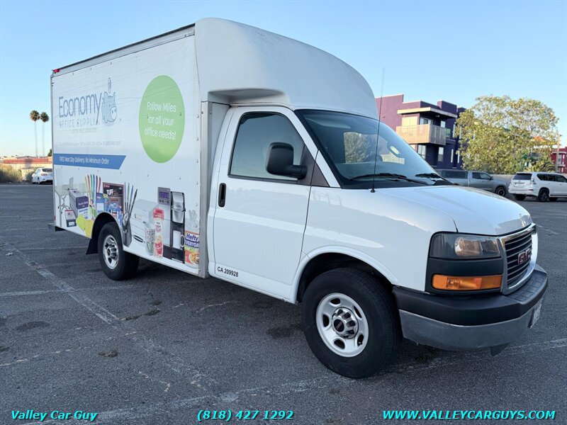 Used 2016 GMC Savana 3500 w/ Chrome Appearance Package RWD image 3