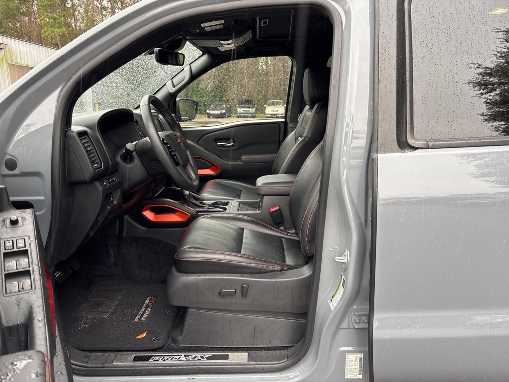 Used 2023 Nissan Frontier PRO-4X w/ Pro-4X Premium Package image 14