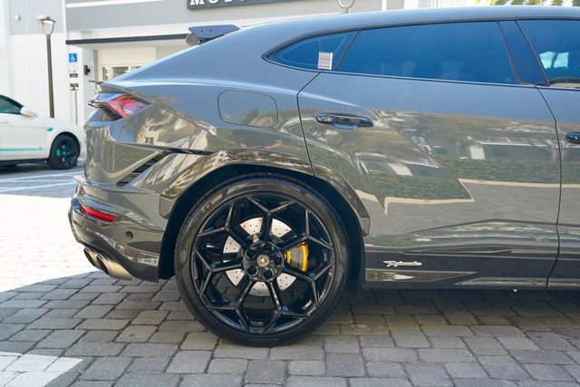 Used 2023 Lamborghini Urus Performante image 32