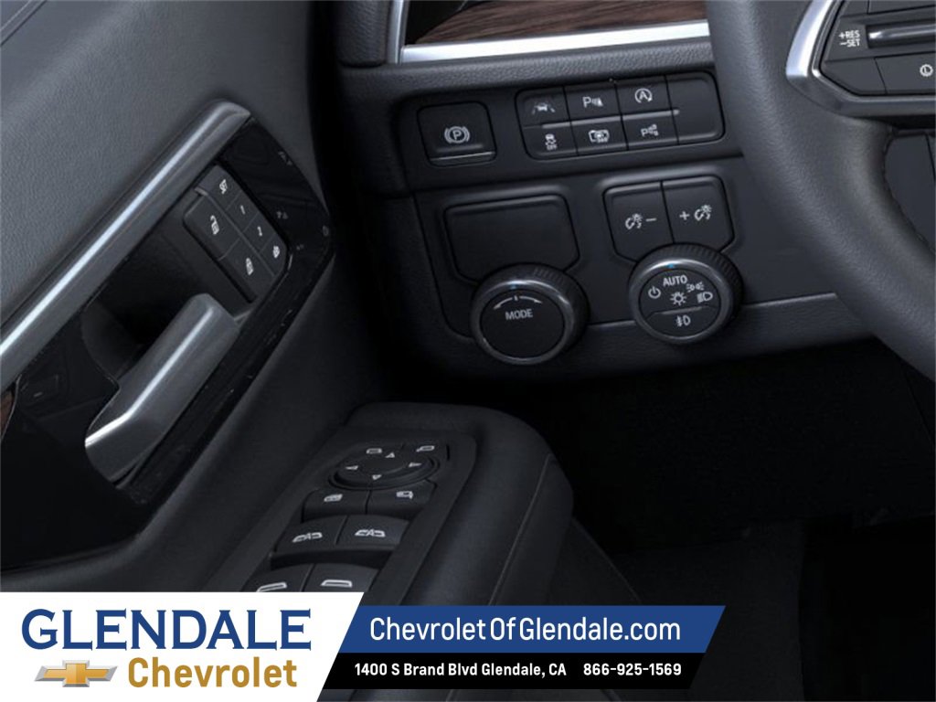 New 2026 Chevrolet Suburban LT w/ Comfort Package image 22