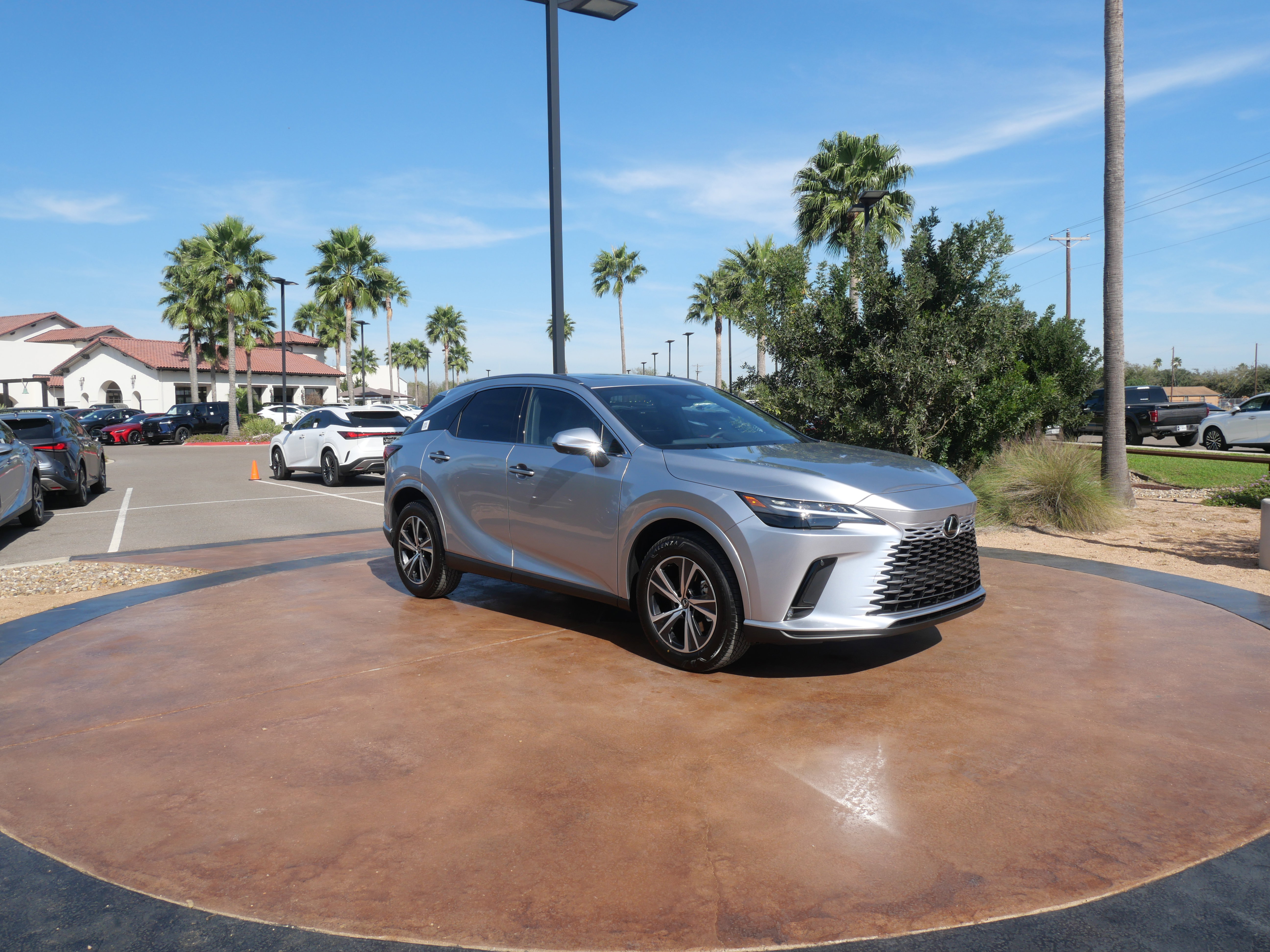 Used 2025 Lexus RX 350 Premium image 1