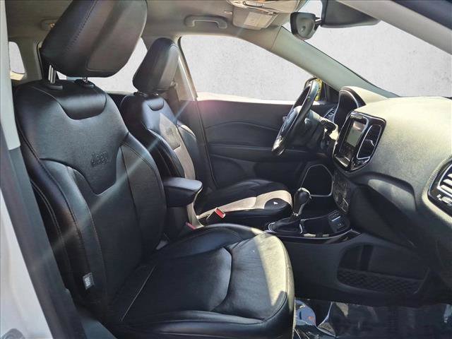 Used 2018 Jeep Compass Limited w/ Navigation Group FWD image 21