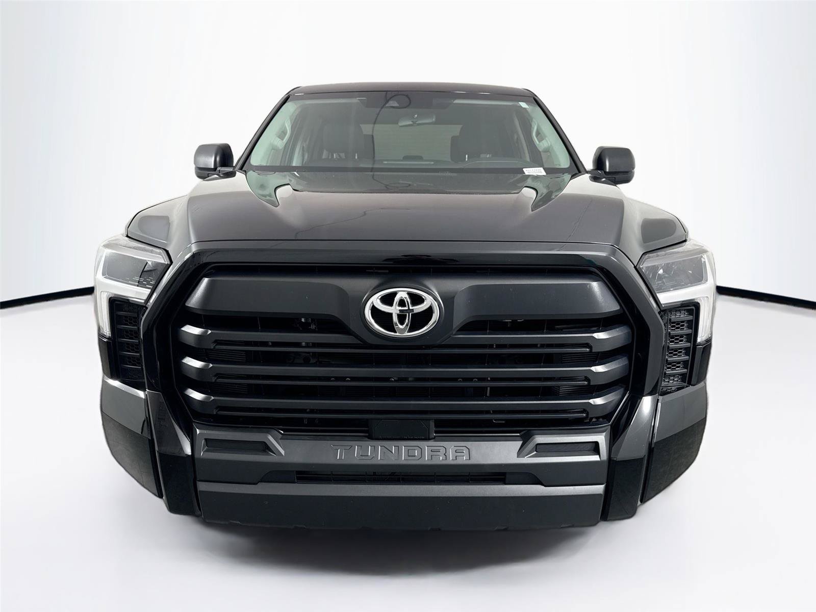 Used 2024 Toyota Tundra SR AWD/4WD image 8
