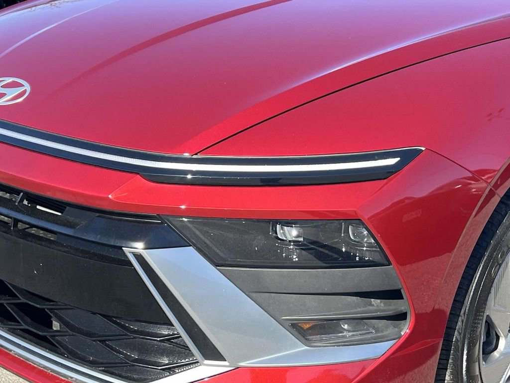 Certified 2025 Hyundai Sonata SE image 8
