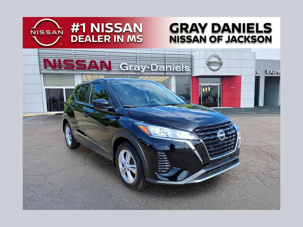 Certified 2025 Nissan Kicks Play S