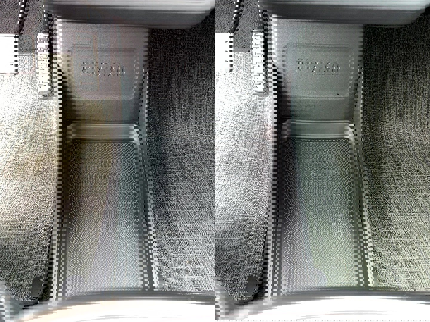 Used 2024 Rivian R1T Adventure image 20