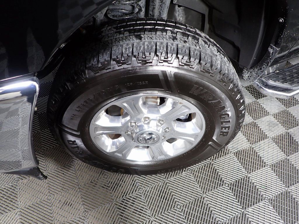 Used 2024 RAM 2500 Big Horn image 41