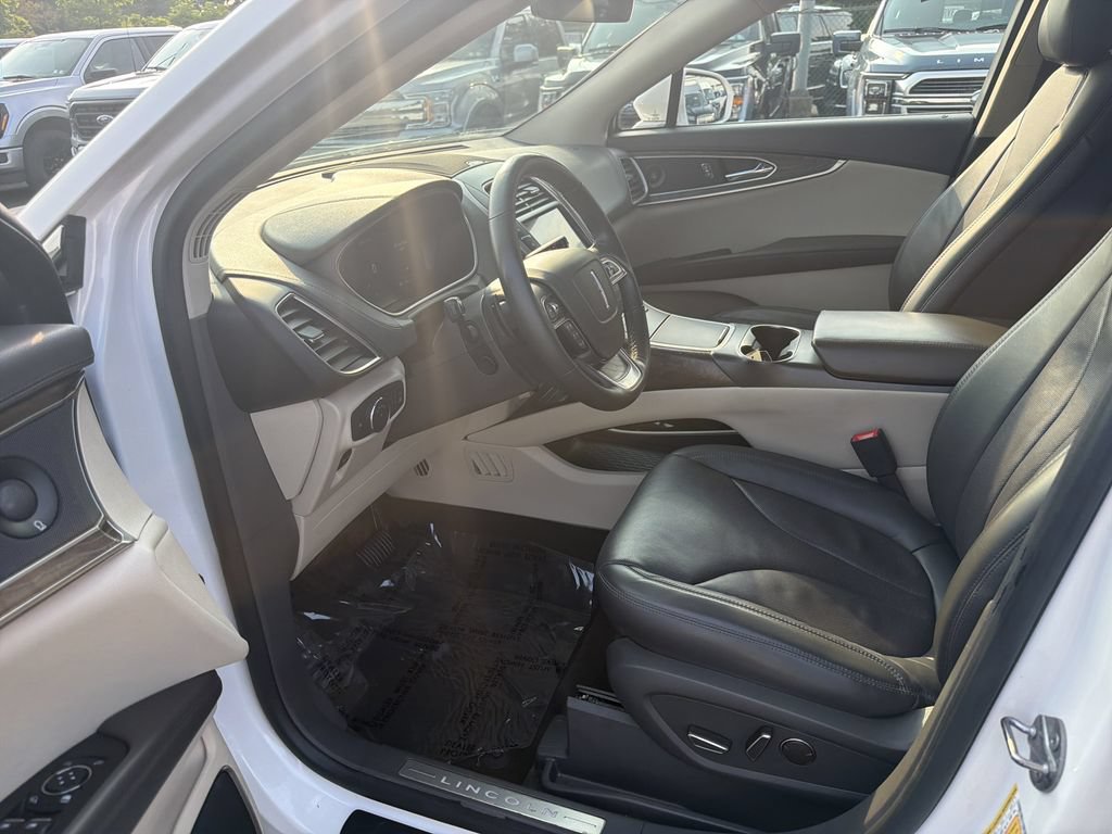 Used 2019 Lincoln Nautilus Reserve AWD/4WD image 8