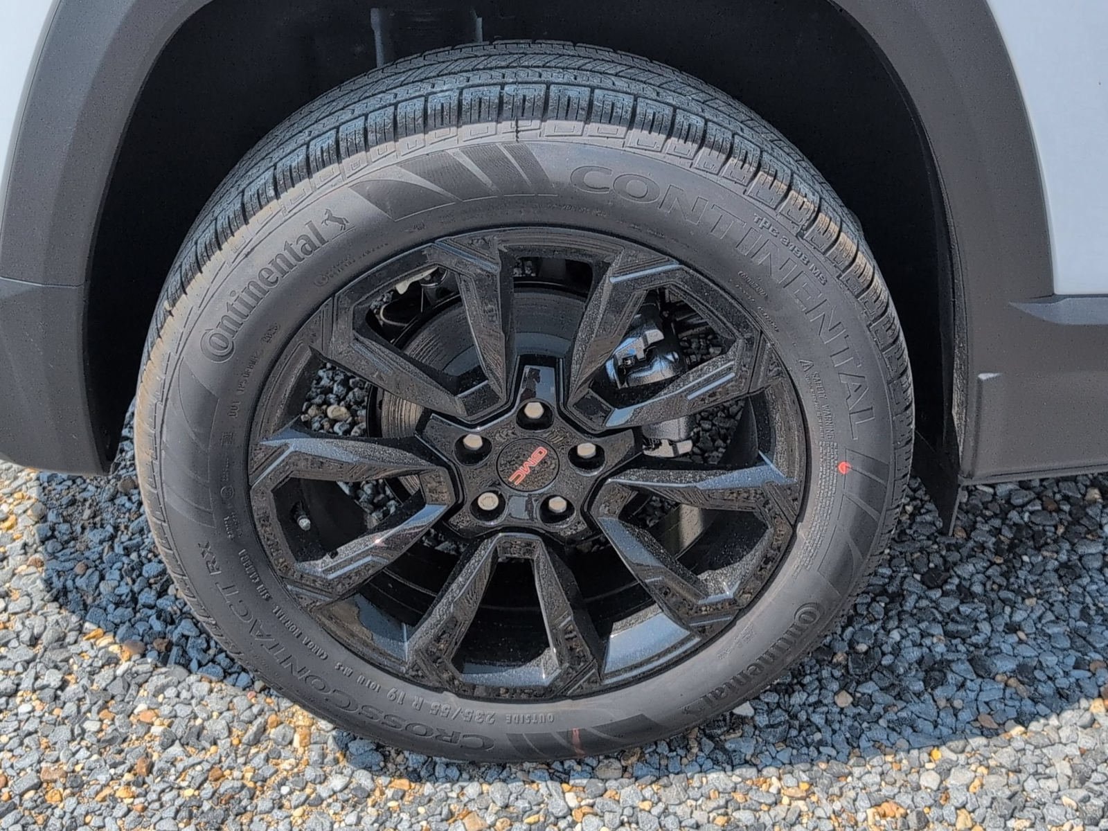 New 2027 GMC Terrain Elevation w/ Elevation Premium Package FWD image 31