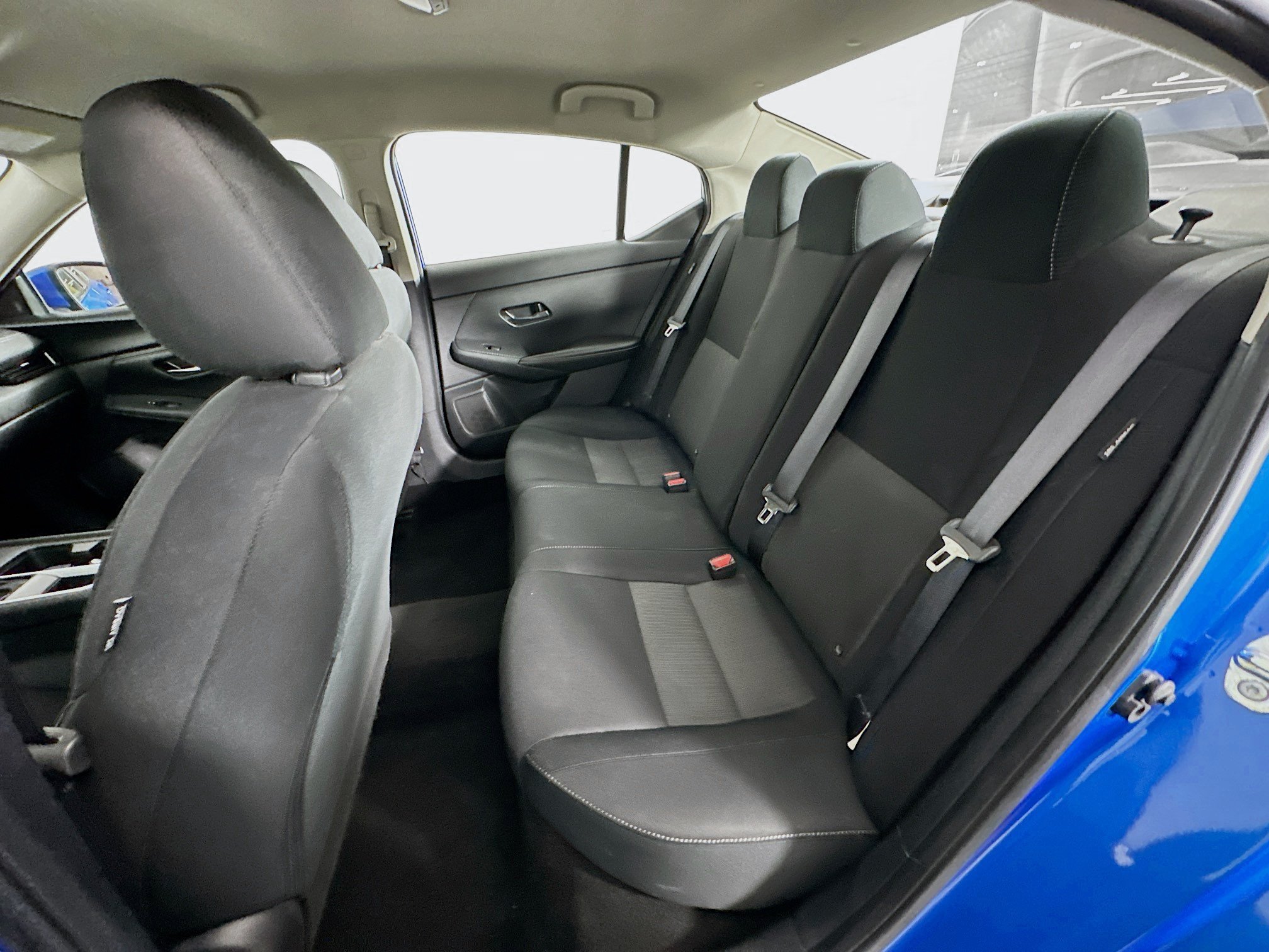 Used 2024 Nissan Sentra SV FWD image 26