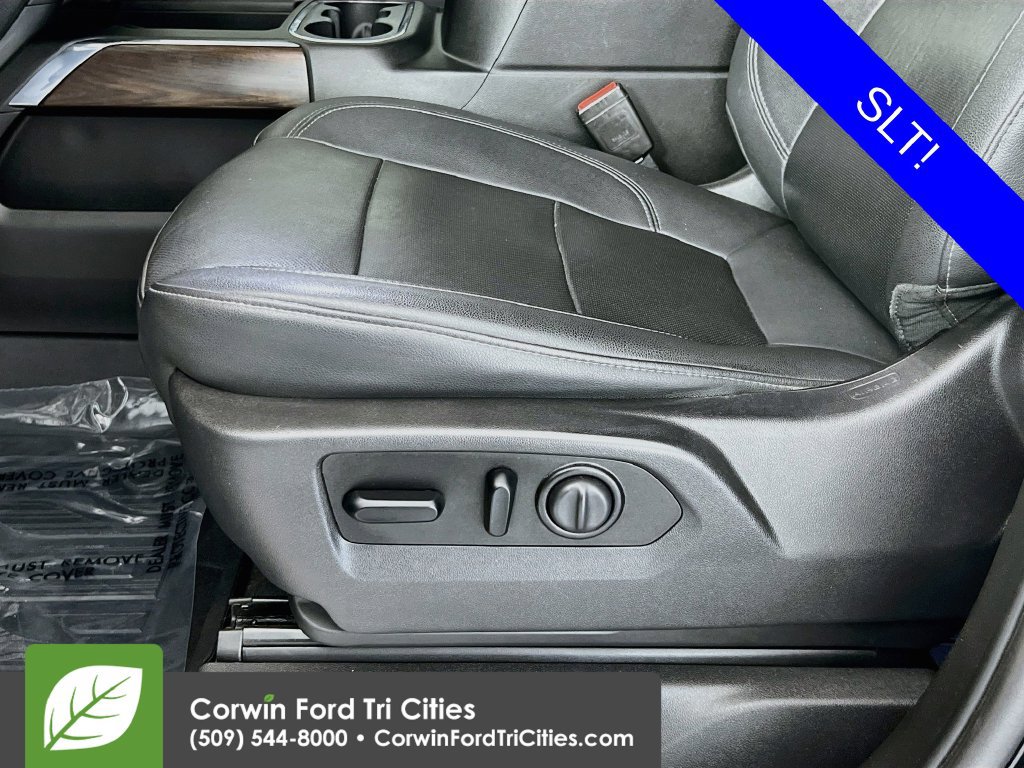 Used 2021 GMC Sierra 2500 SLT w/ SLT Premium Package AWD/4WD image 23