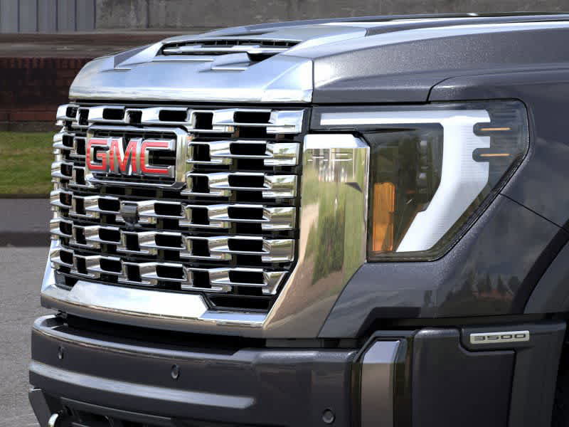 New 2026 GMC Sierra 3500 Denali w/ Denali Reserve Package image 13